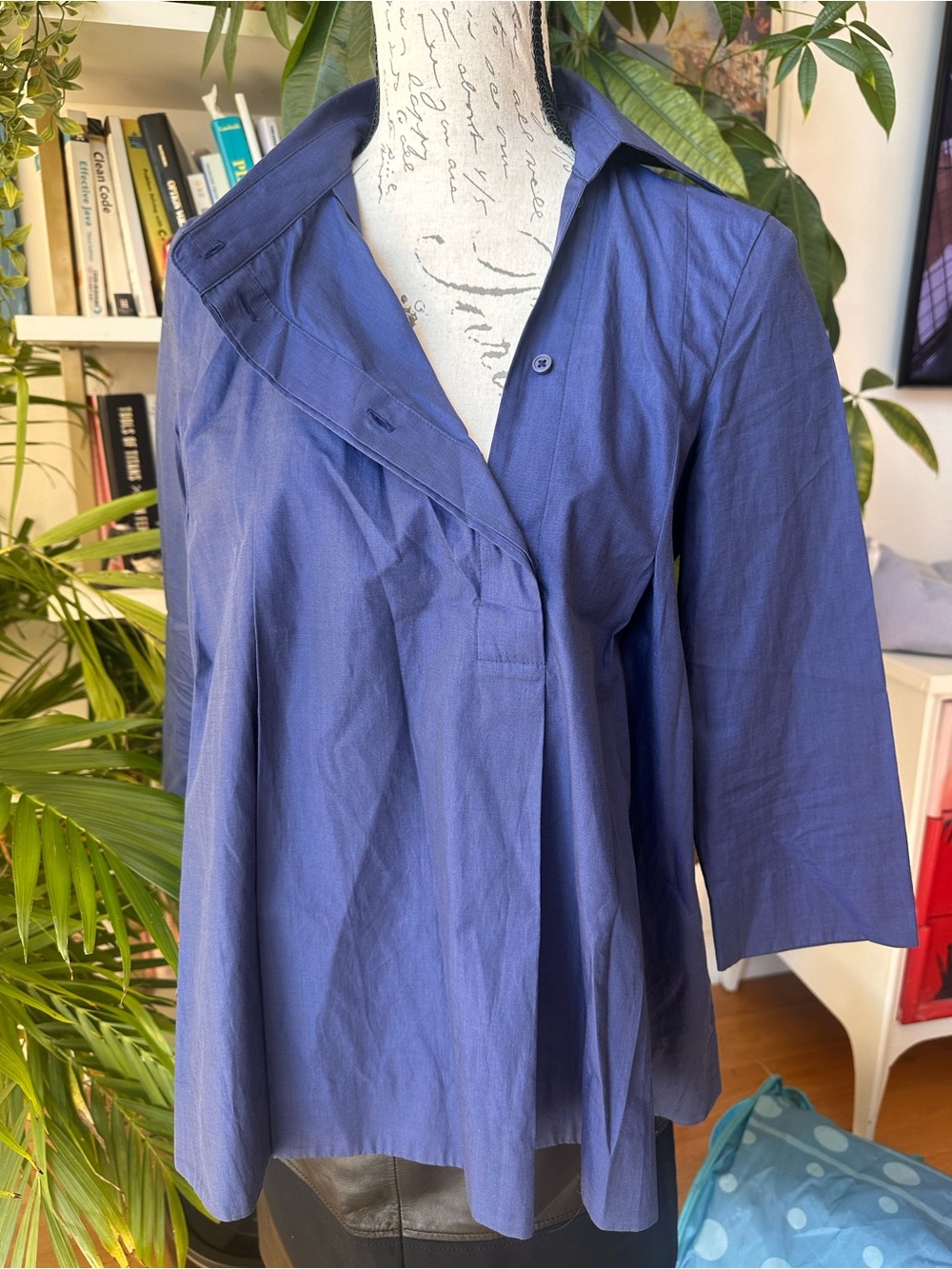 Blue Women's Collared Pleated Top - Picture 3 of 5